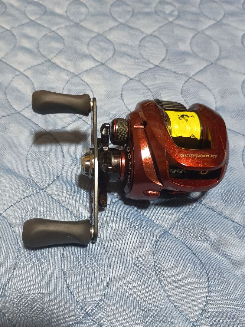 SHIMANO　Scorpion　XT 1000 右巻
