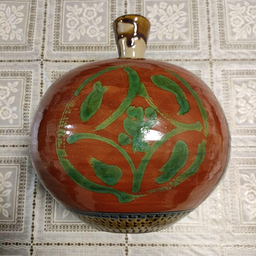 ★壺屋焼★名工新垣勲 赤絵魚紋壷、花瓶