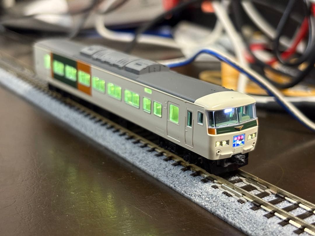 185系(踊り子・新塗装)15両セット(一部室内灯入り)