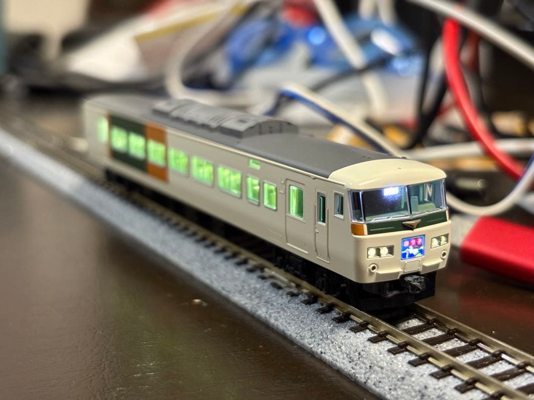 185系(踊り子・新塗装)15両セット(一部室内灯入り)