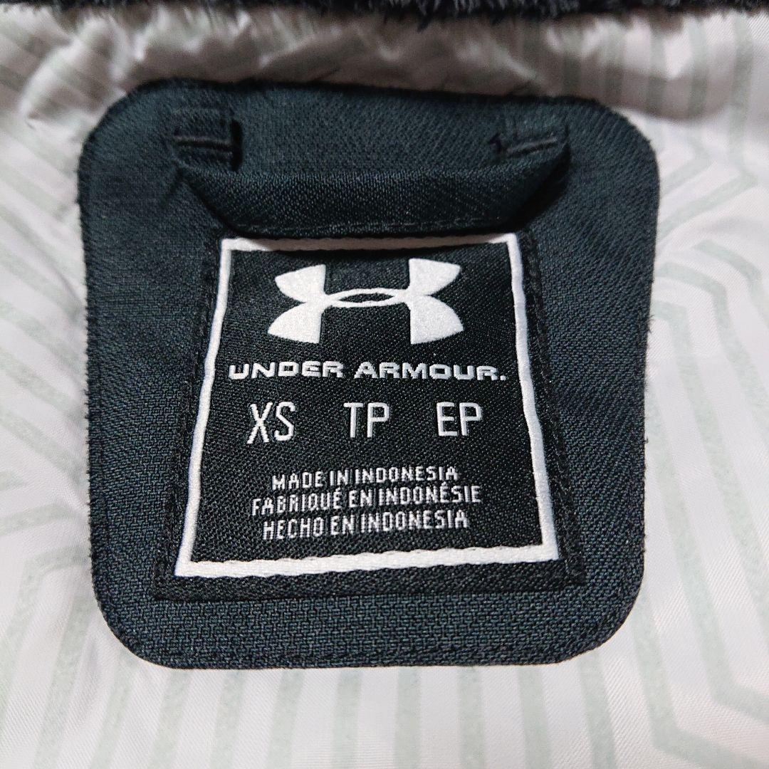 アンダーアーマー　UNDER ARMOUR スキーウェア 　ジャケット　XS