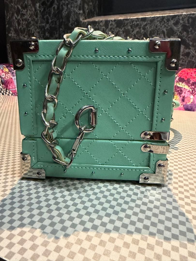 あ*い様 エンジェル シャンパン ドゥミセック ターコイズブルー