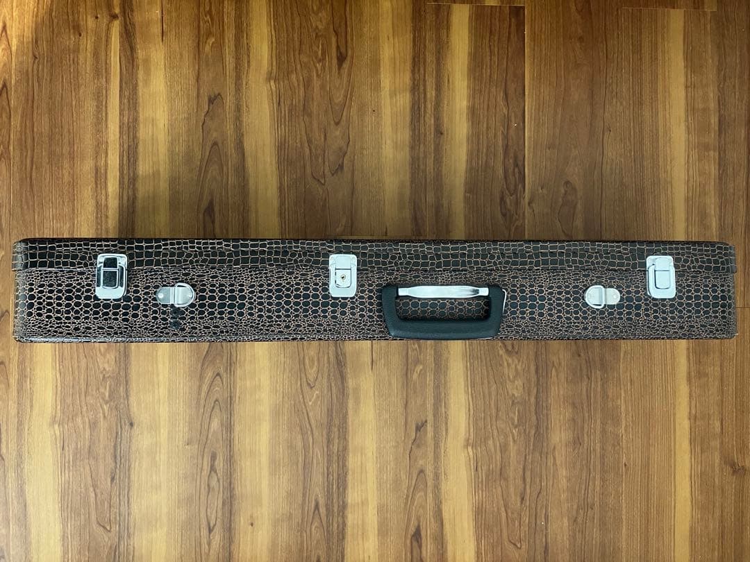 三線ハードケース(未使用品)鍵付き　ブラウン/クロコダイル柄