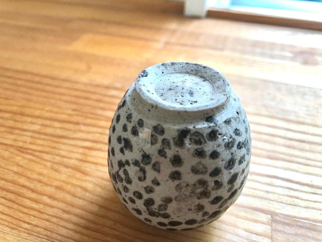 【タイ・骨董】宋胡録（スンコロク）白釉斑紋 小壺（1301年~1600年）