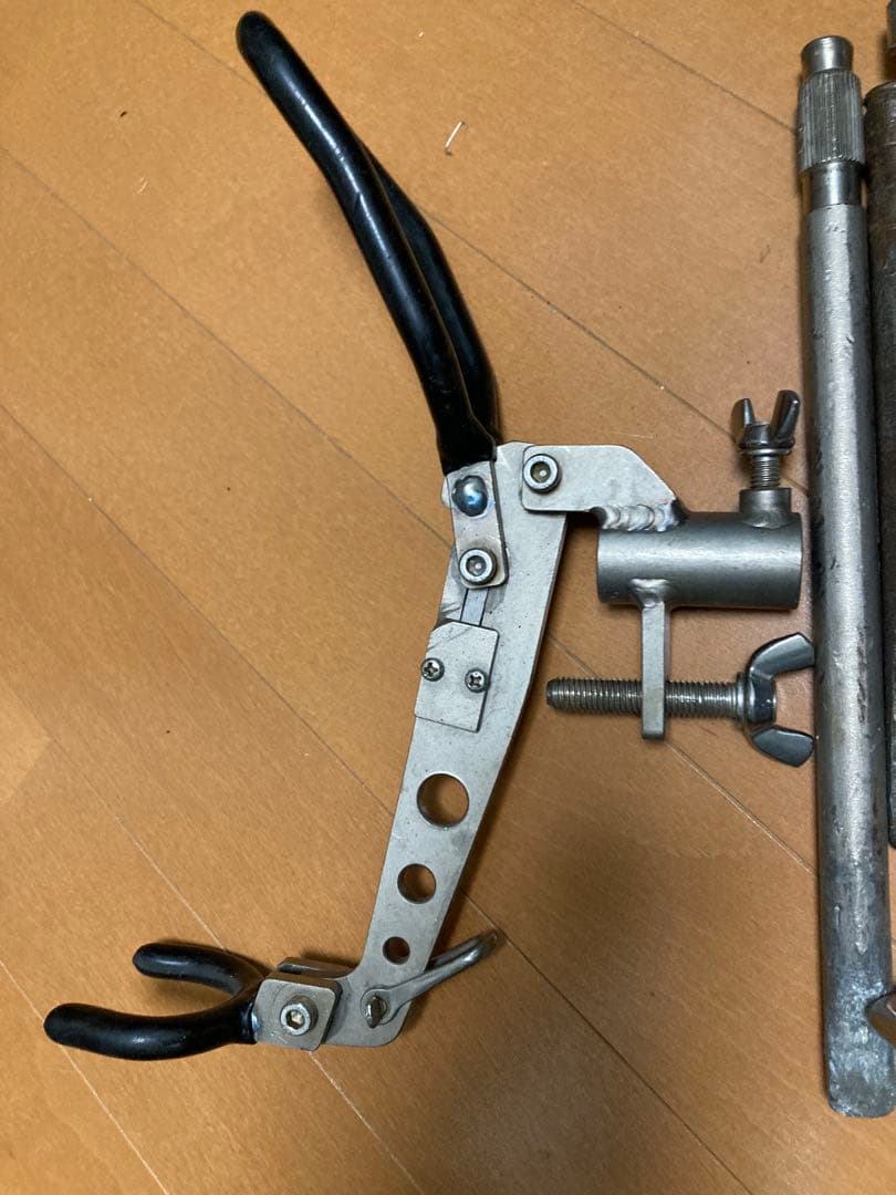 石鯛用チタンピトンとハンマー