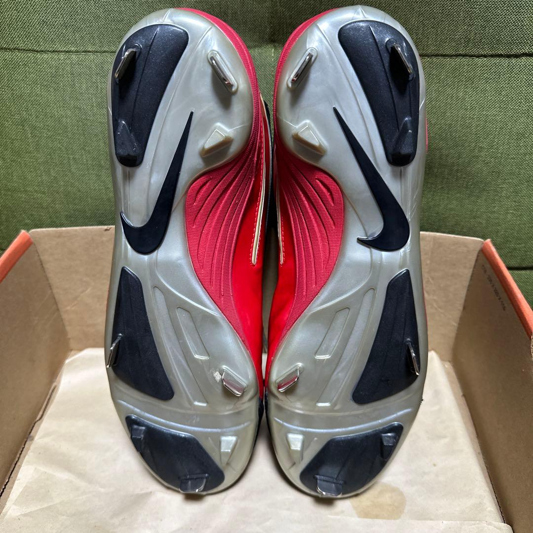 Nike エアグリフィーメタルスパイクシューズ 黒/赤