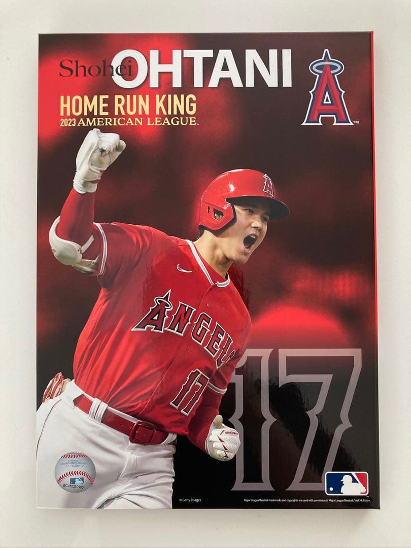 MLB公式　大谷翔平ポストカード44枚&プレミアム箔押しホルダー　切手は含まない