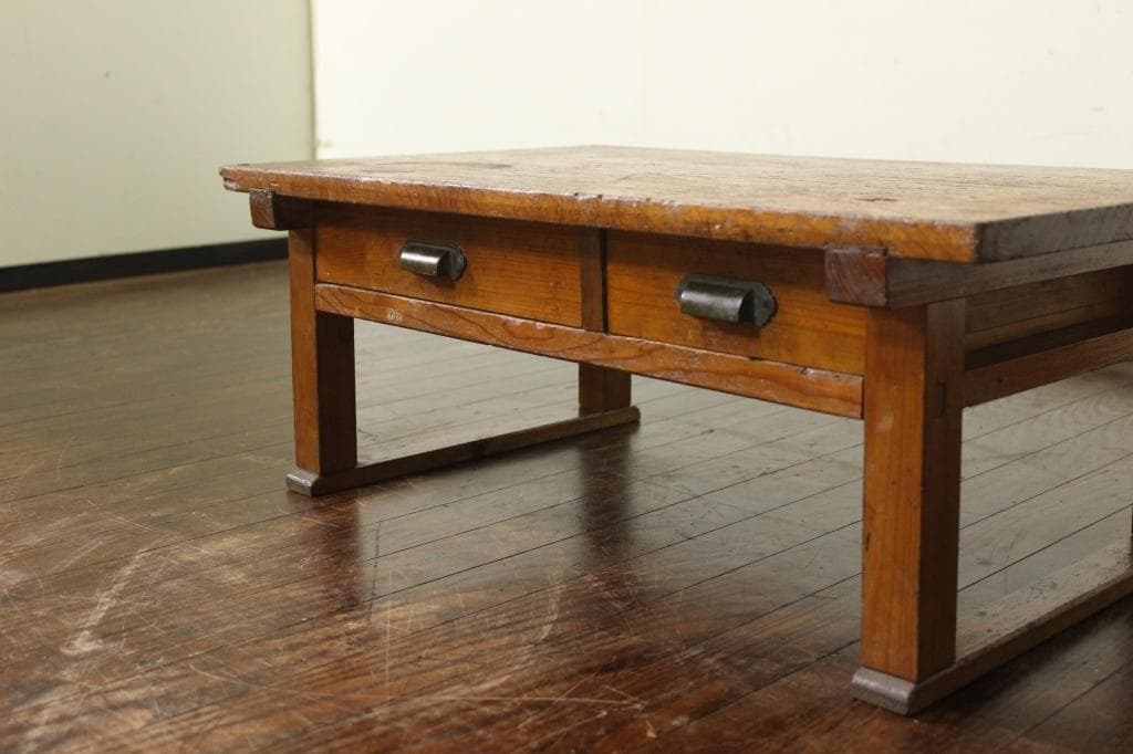 古い使い込まれた風合いが良い文机！古家具/古道具/テレビ台/帳場机/ローボード