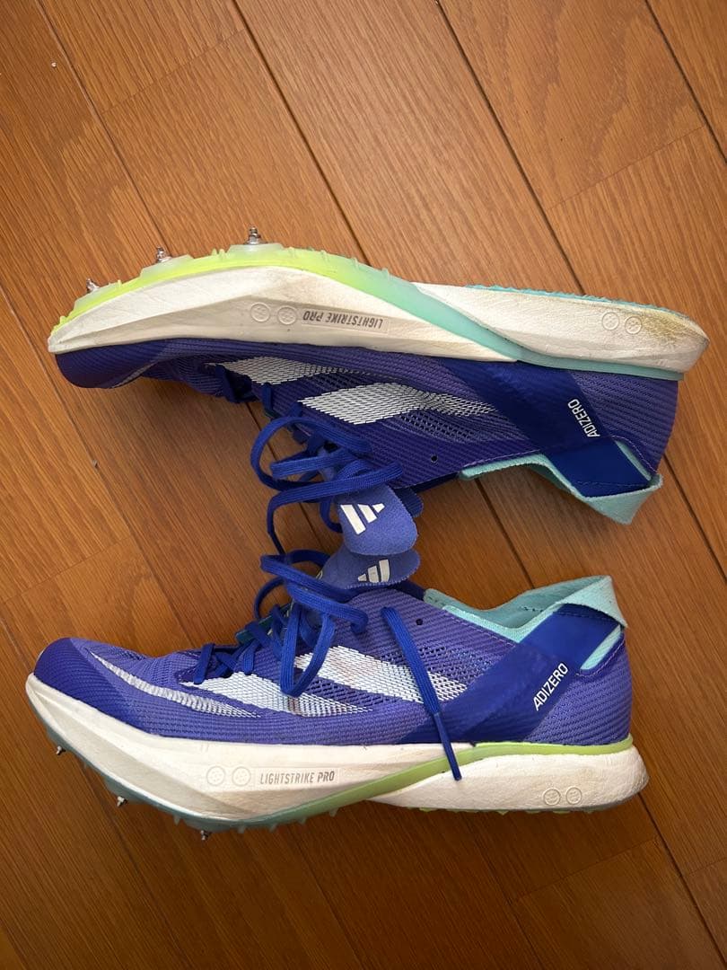 アディゼロ アバンチ スパイクシューズ 24cm