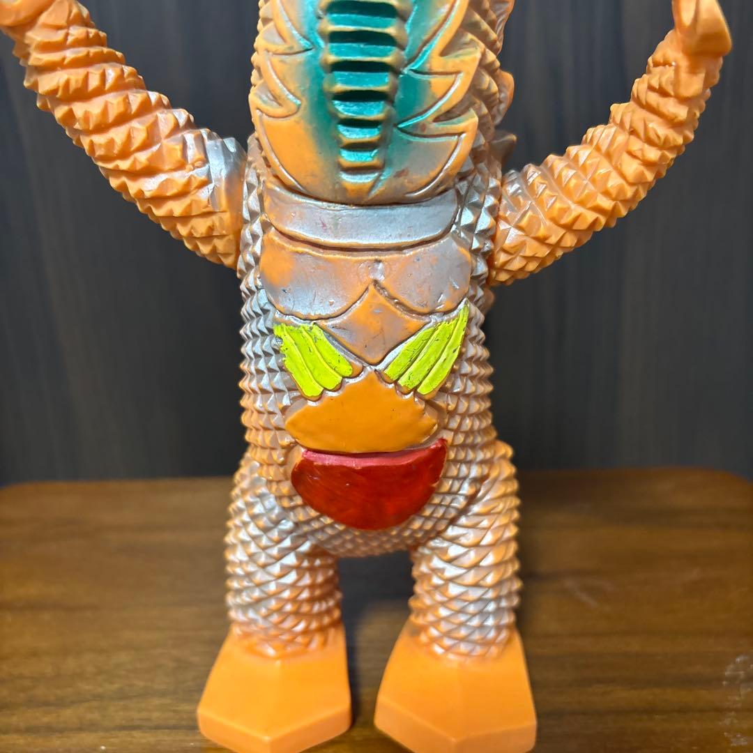 ブルマァク ギャンゴ　マルサン　ポピー　怪獣パチ　パチソフビ　ウルトラマン