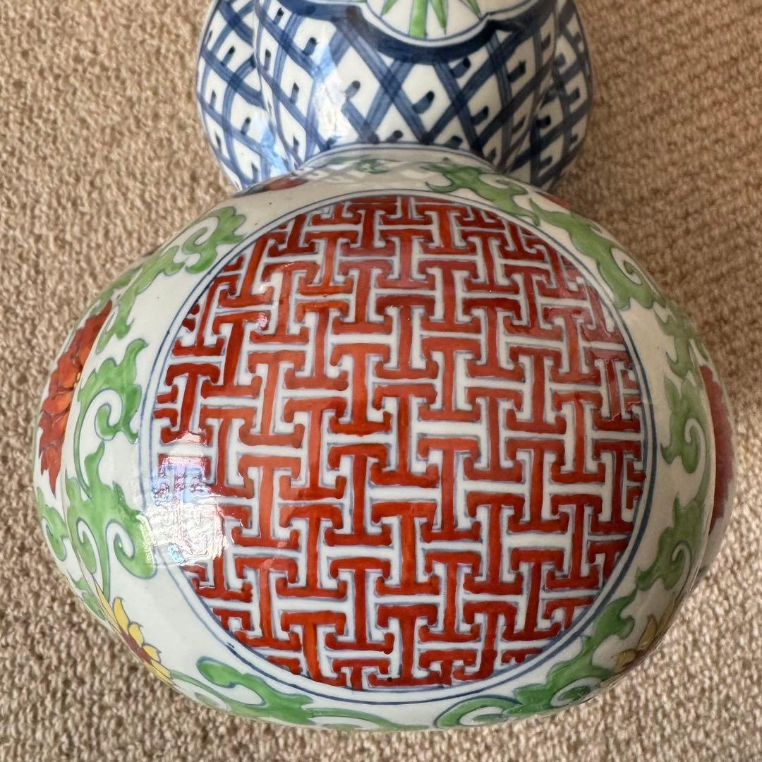 大清雍正年製 瓢箪型花瓶 壺 木製台座付き 粉彩 中国古美術品