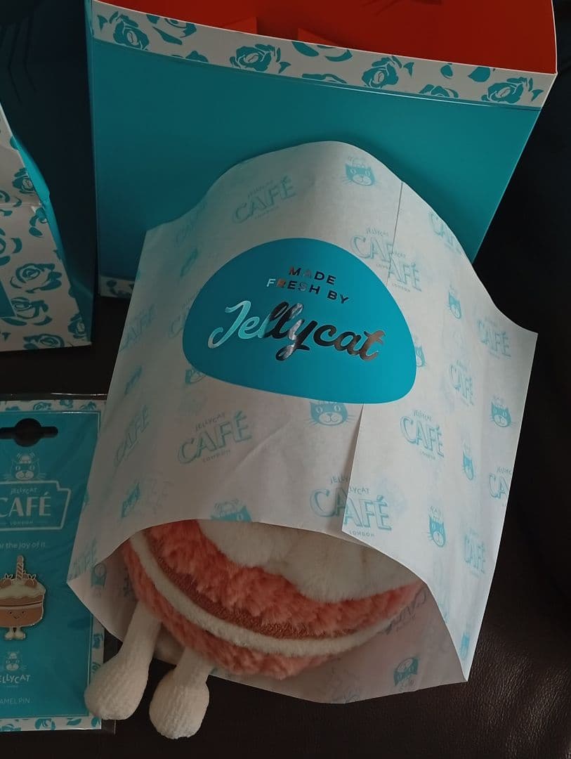  Melbie Peach Cake上海限定ケーキ ぬいぐるみ