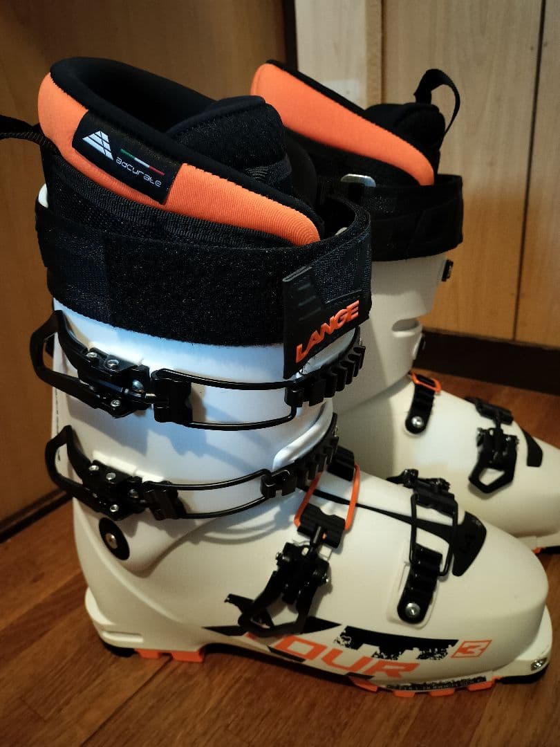 (未使用)LANGE XT3 山スキーブーツ 26.5 2023モデル