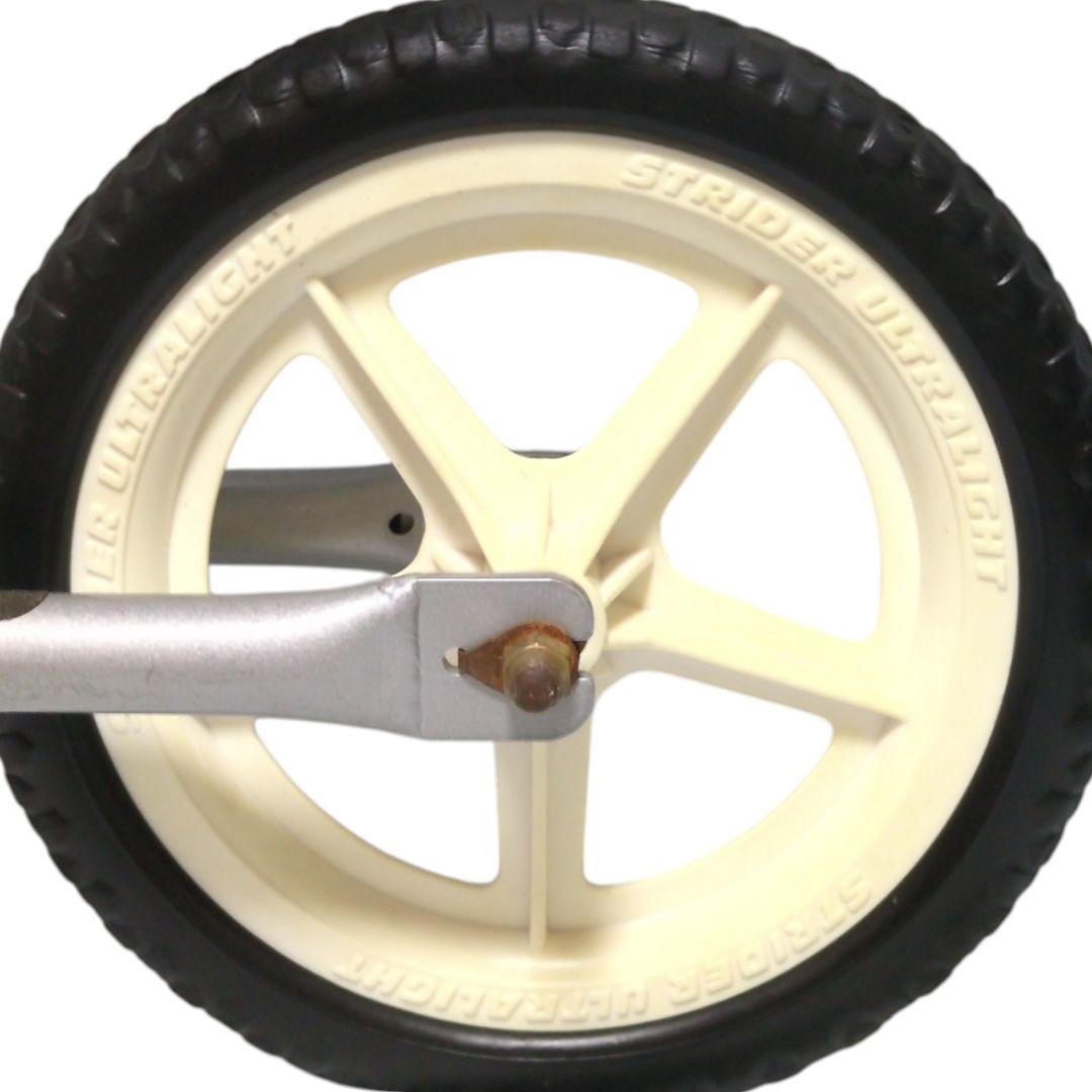 STRIDER プロ 12インチ スタンド 予備サドル プレート プレート 銀色