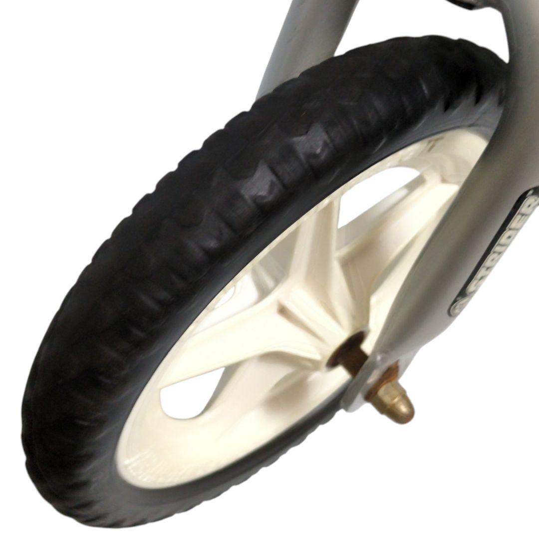 STRIDER プロ 12インチ スタンド 予備サドル プレート プレート 銀色