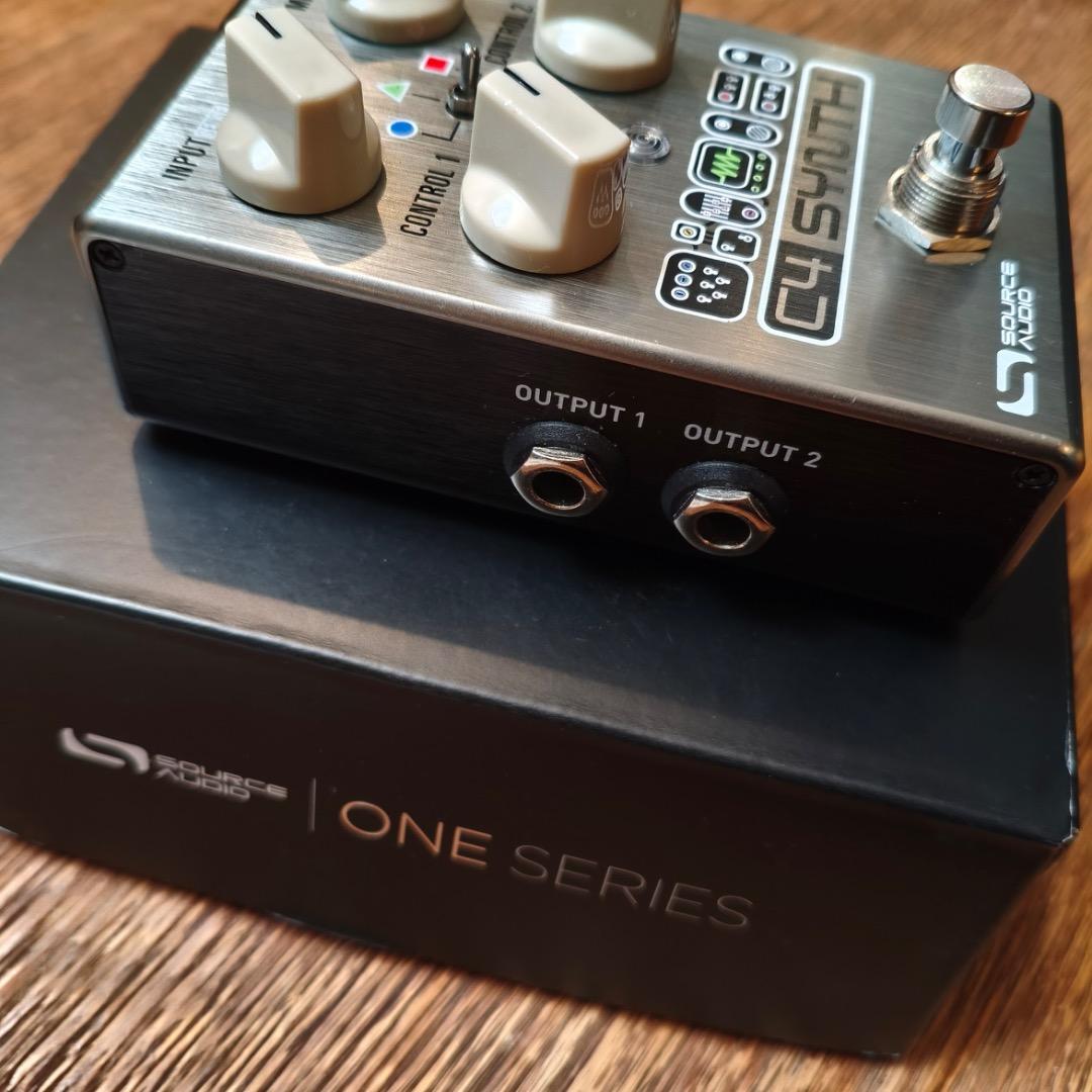 Source Audio C4 シンセサイザーペダル 箱付き