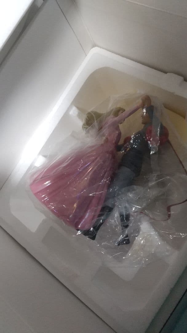 超希少　WDCC 眠れる森の美女　フィギュア　ピンクバージョン