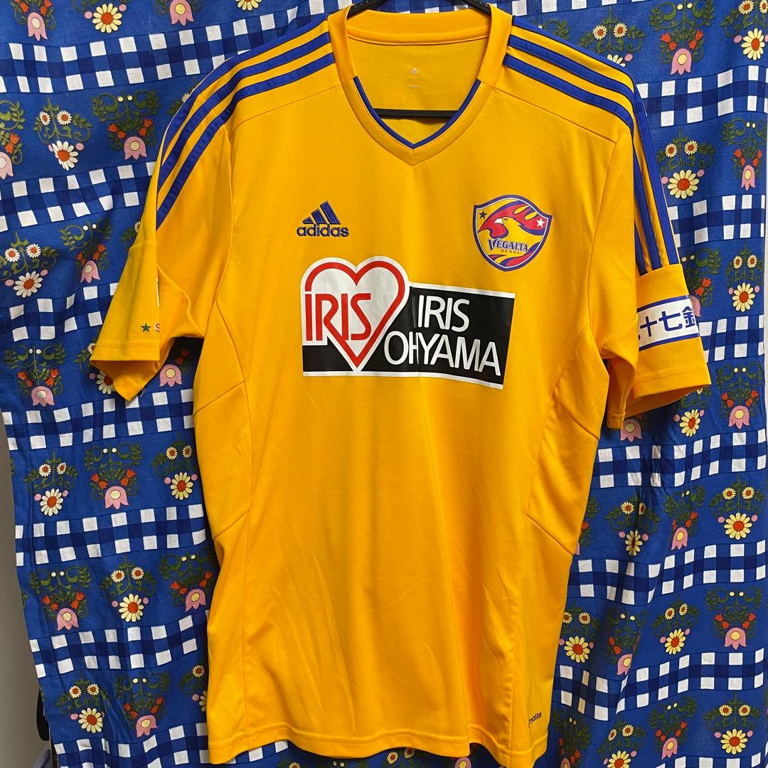 ベガルタ仙台　ユニフォーム3着　タオルマフラー