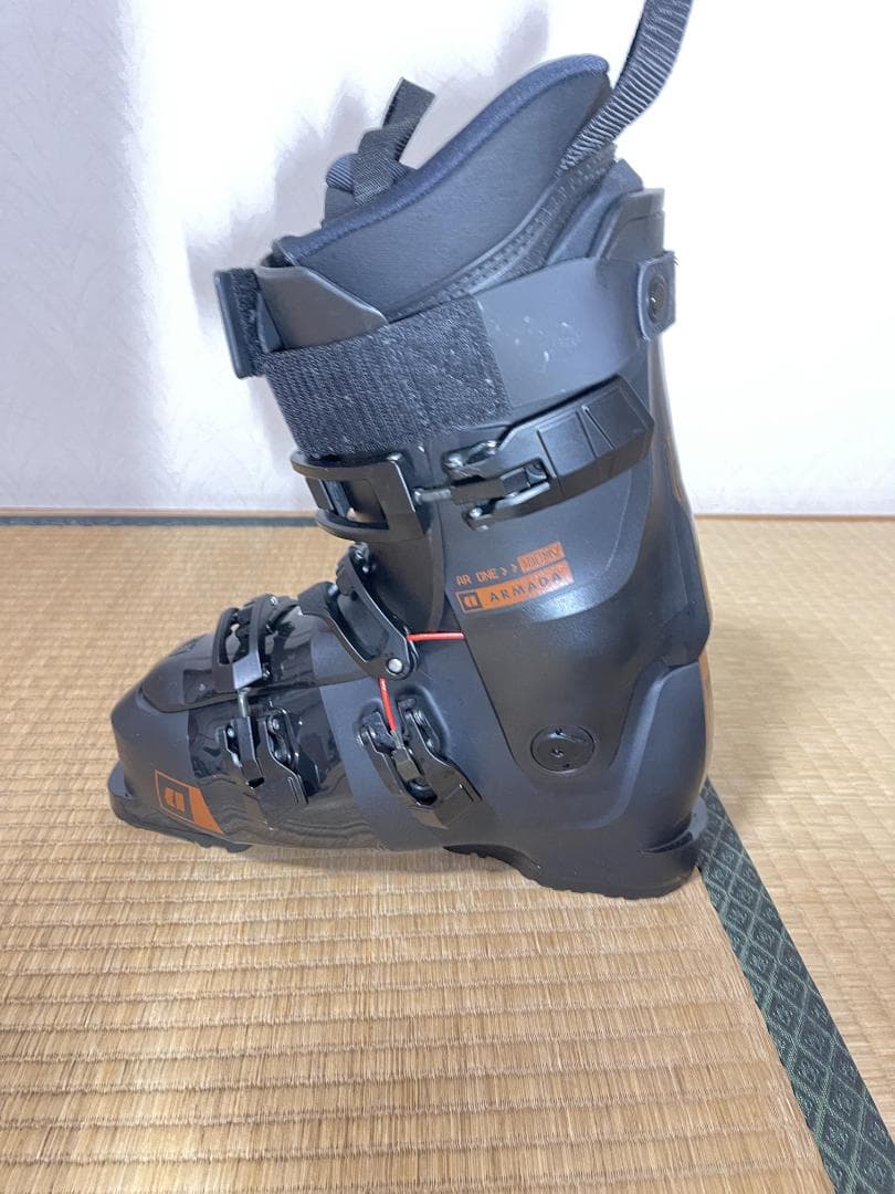 アルマダ スキーブーツ AR ONE 100 MV 25-26モデル