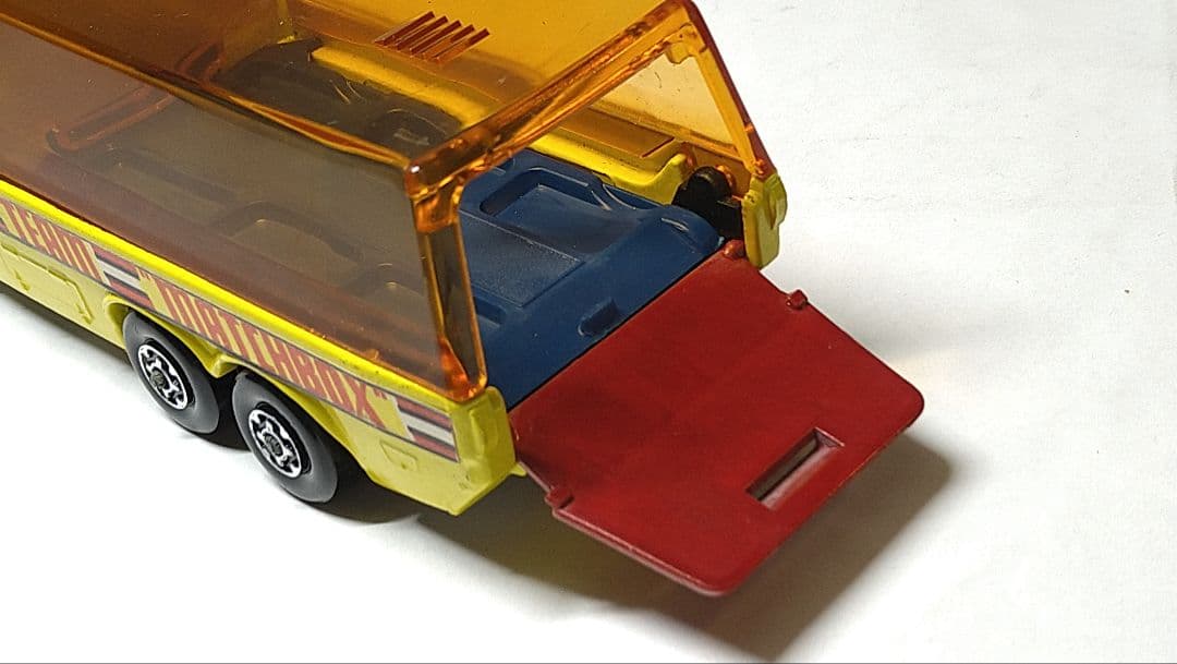 MATCHBOX　トランスポーター