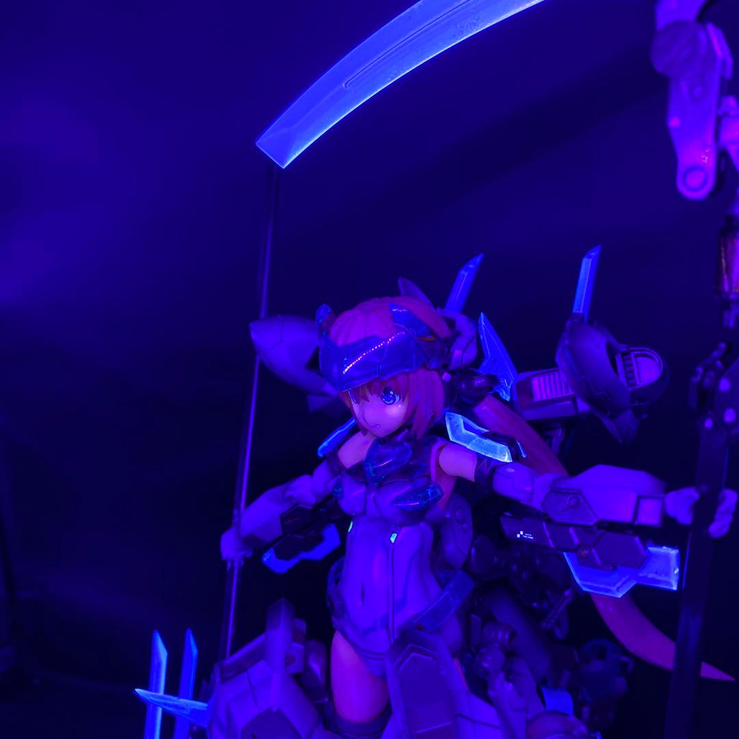 壽屋 フレームアームズ・ガール フレズヴェルク=アーテル 塗装済み 完成品