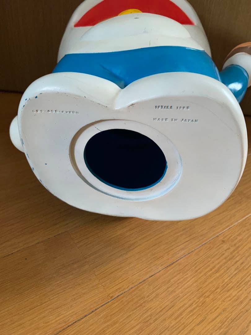 ドラえもんでっかい貯金箱