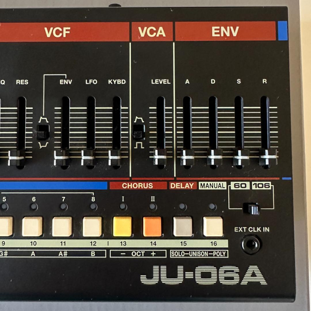 鍵盤楽器 Roland Boutique JU-06A