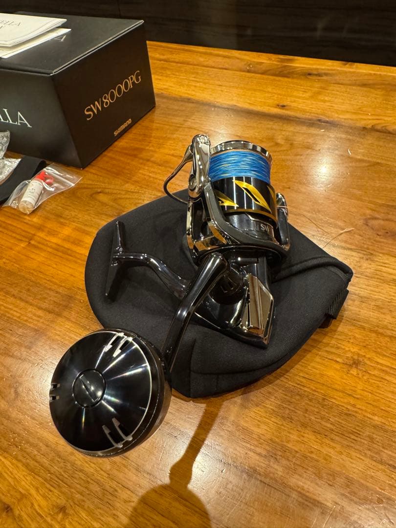 19STELLA SW 8000PG スピニングリール