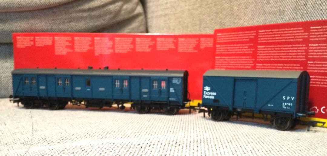 ホーンビー　OOゲージ　1970年代イギリス型車両（2両）