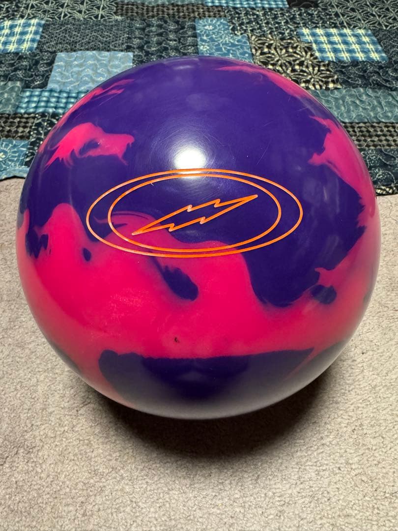 STORM バイトパニックAI 15ポンド　ボウリングボール