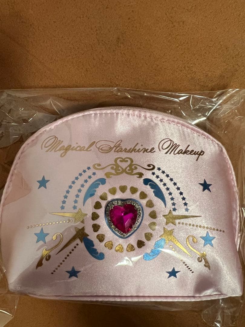 西野カナ　コンサート　ライブ　グッズ　2025 ポーチ　希少　レア　カナやん