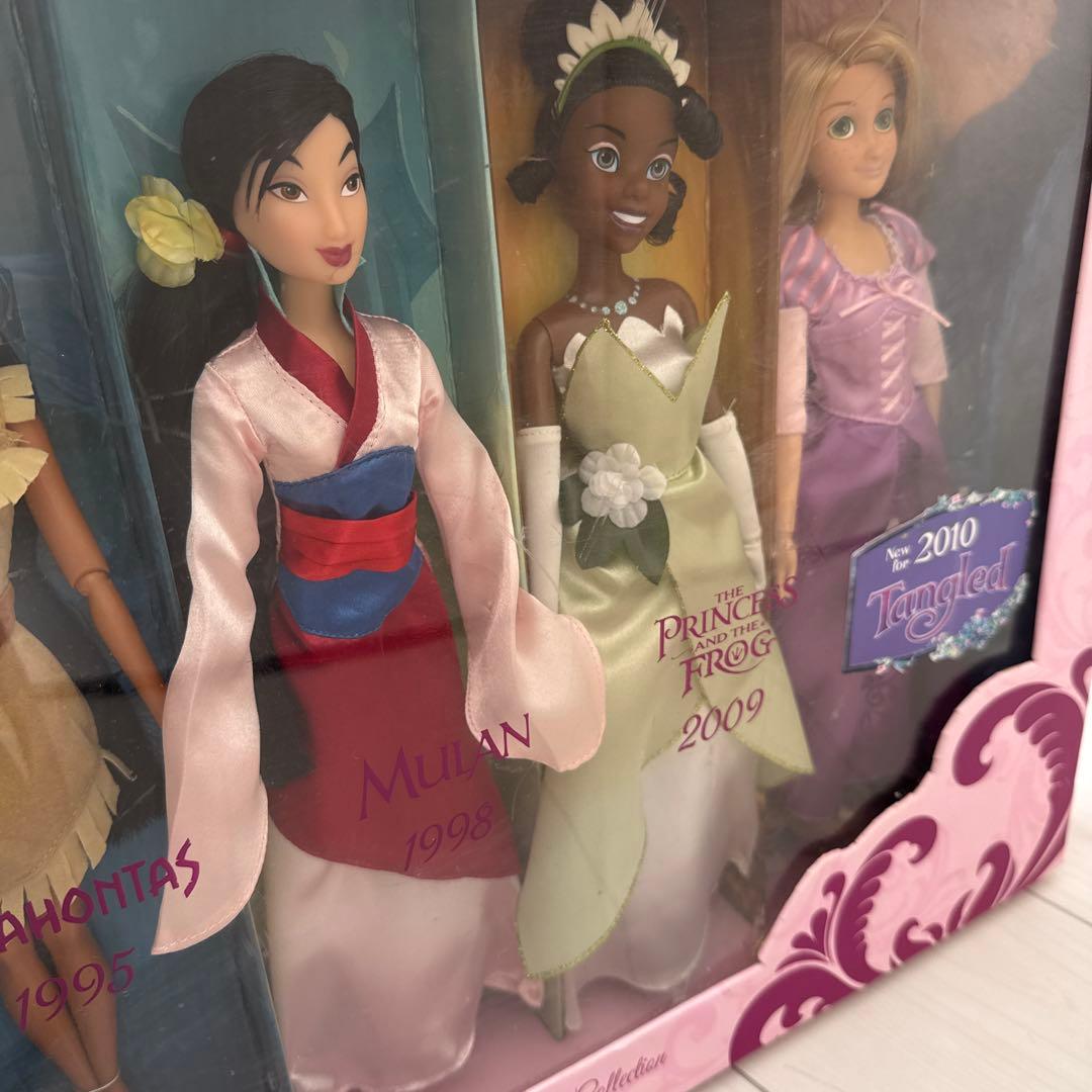 ディズニープリンセスドール　10体　ギフトセット
