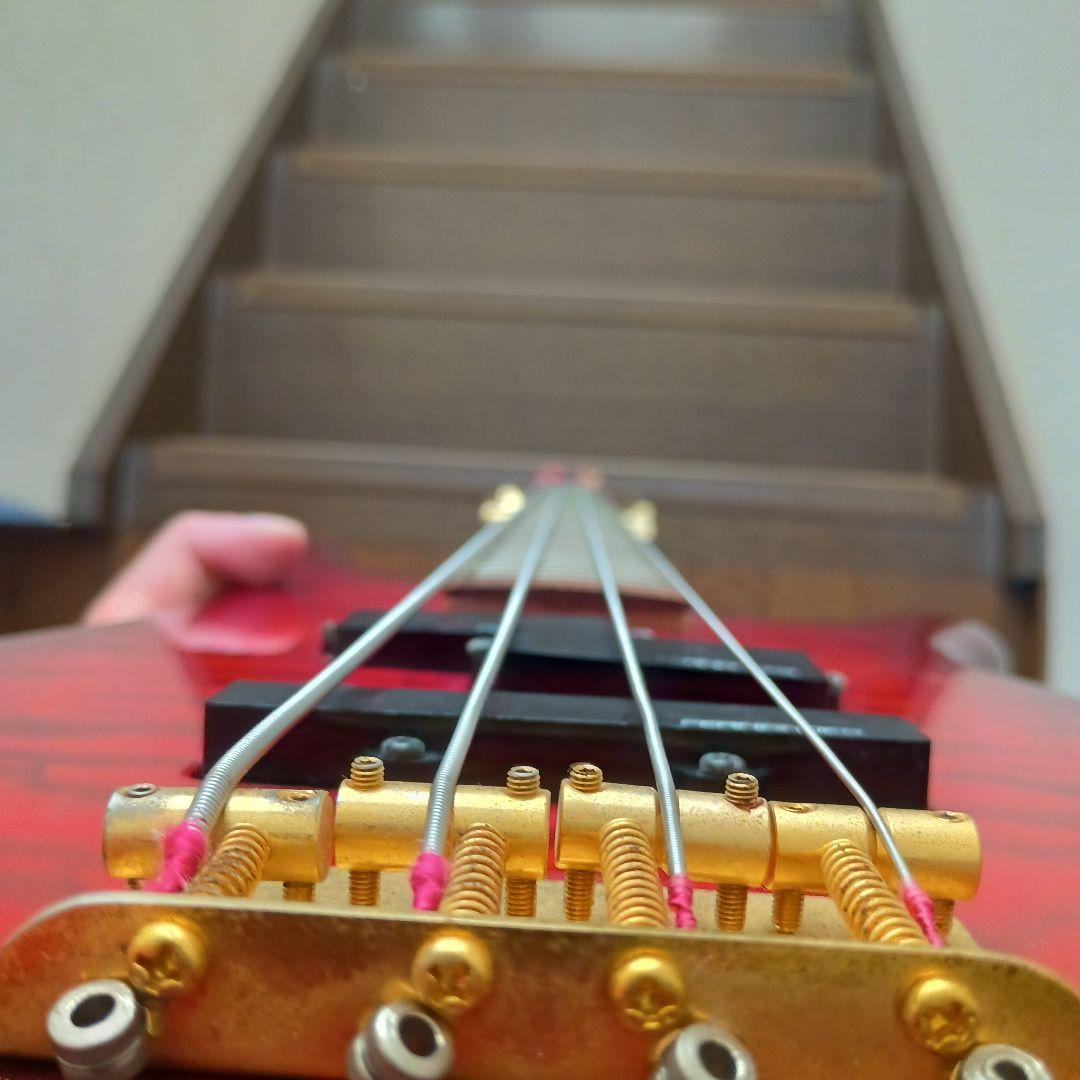 キルトメイプル　FERNANDES エレキベース レッド