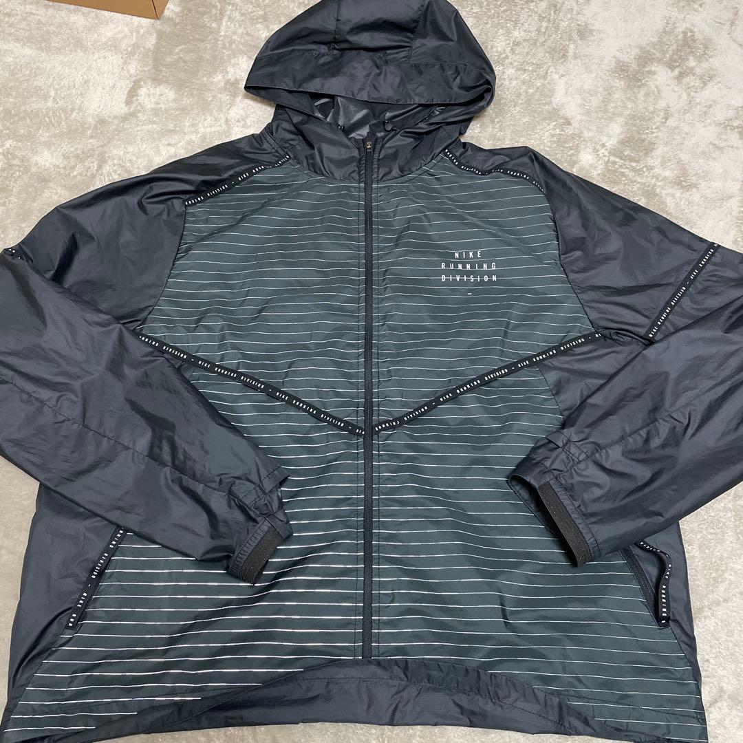 美品NIKEナイキStorm-FITランディビジョンフラッシュジャケット2XL