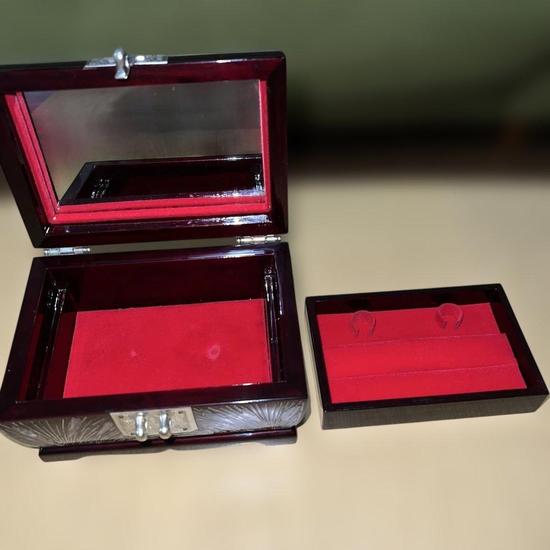 螺鈿細工　貝装飾　赤漆器　ヴィンテージ　ジュエリーボックス