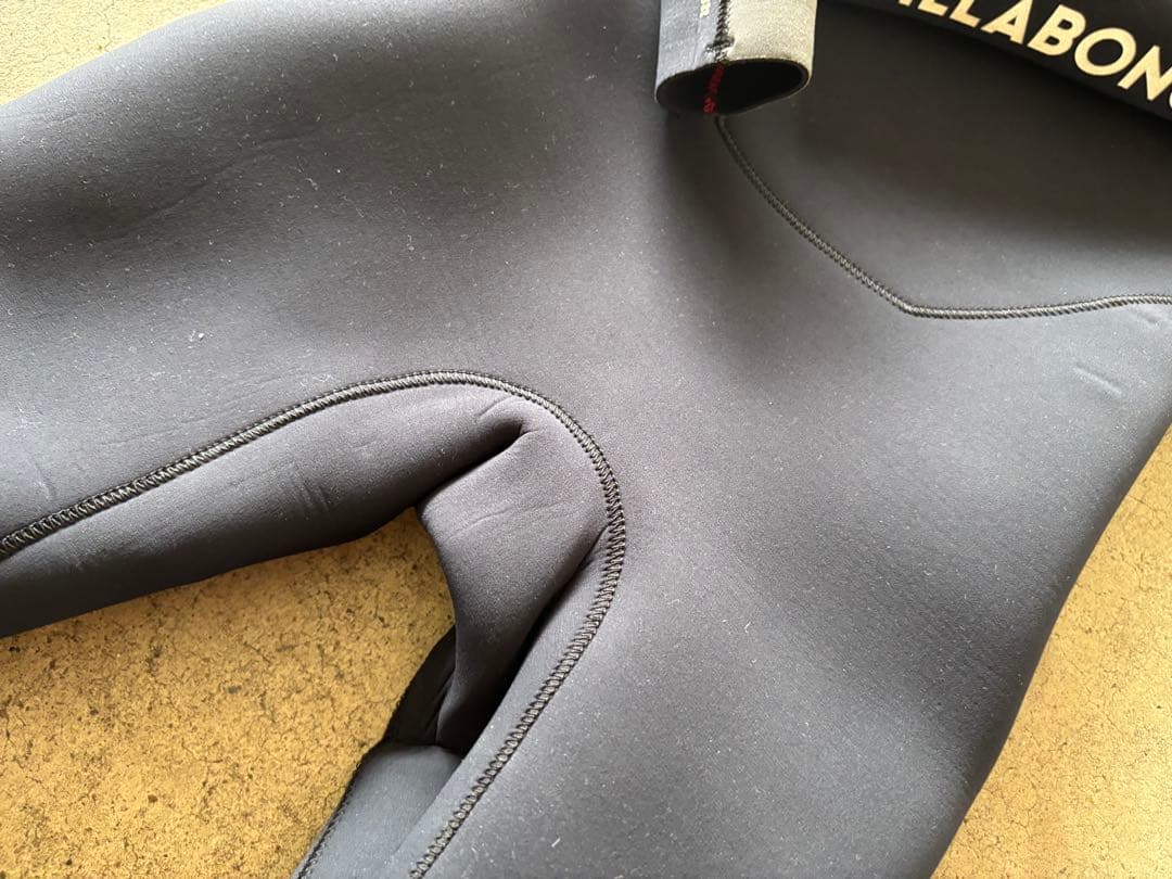 ★美品・日本製・お洒落★ビラボン　フルスーツ　ウエットスーツ　サーフィン