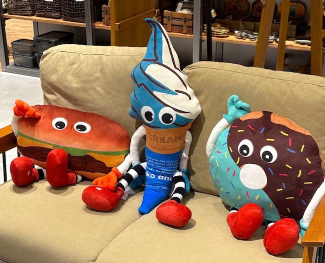 flavors フレーバーズ　ニコアンド　niko and コラボ　クッション