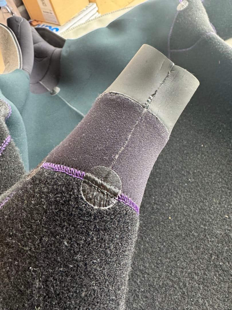 AXXE HUMID ドライスーツ グレー/ブラック　中古美品