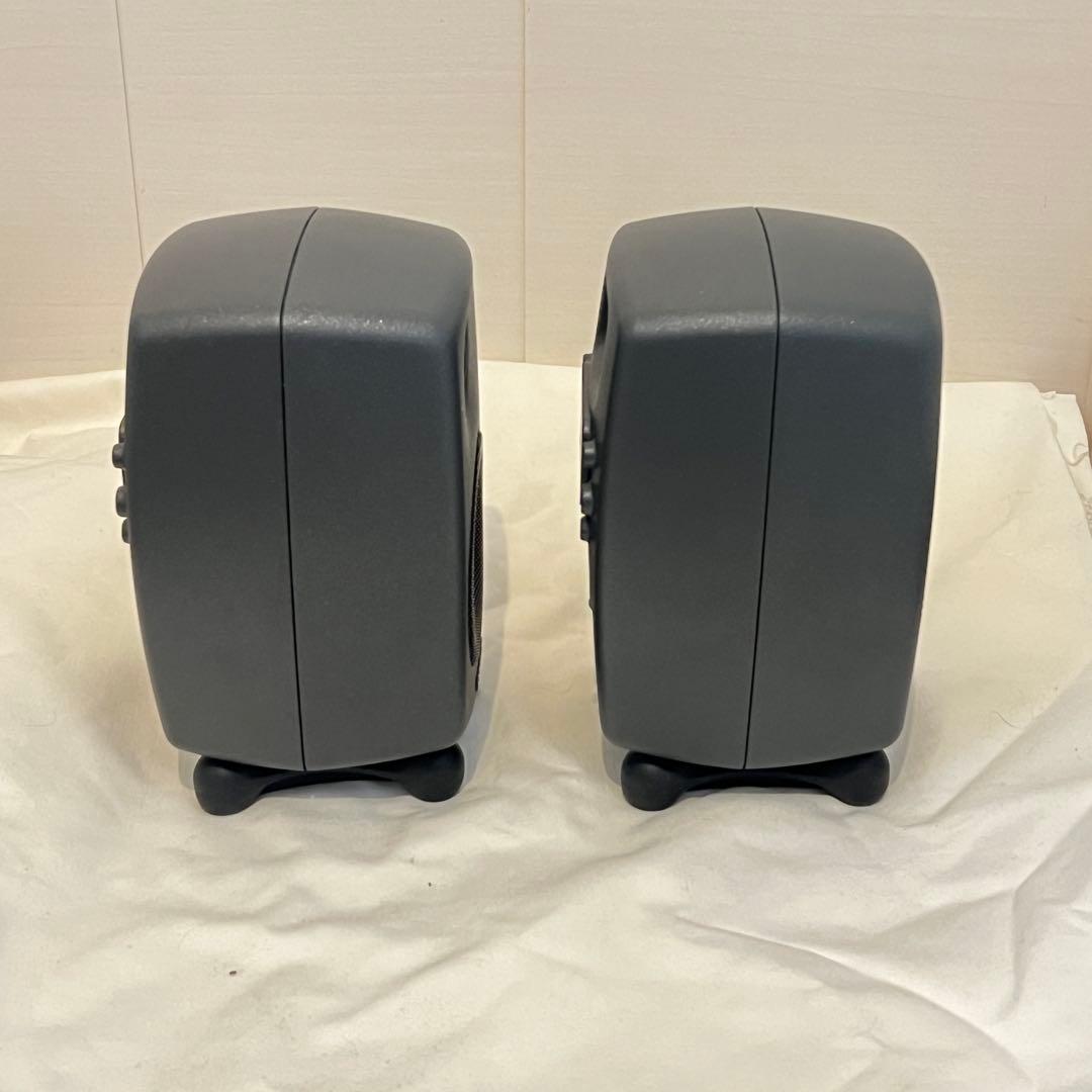 GENELEC 8010A 左右ペア