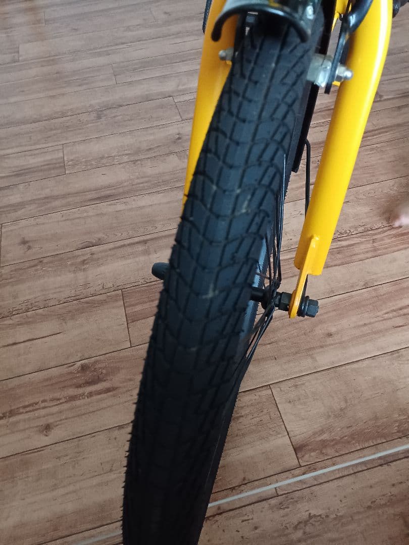 HUMMER　折りたたみ自転車　イエロー　20インチ　6段変速ギア　ジャンク