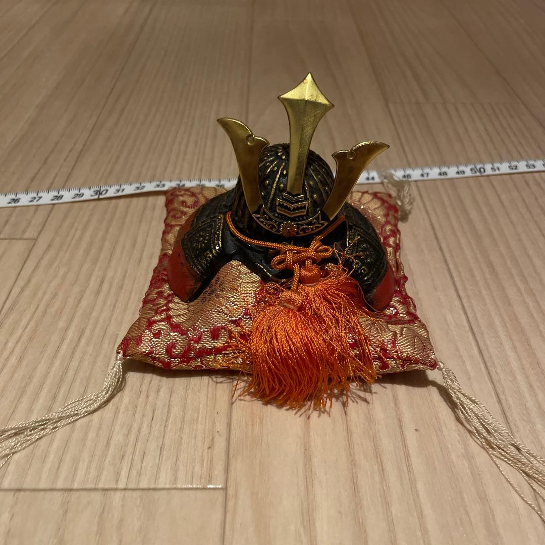 侍　カブト　置物