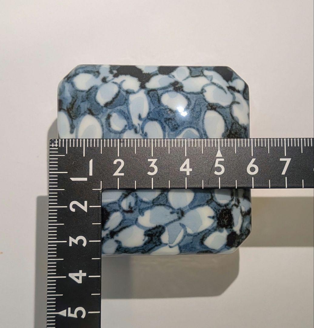 『青木龍山』『染付花紋』香合　有田焼　茶道具表千家　共箱共布　梅花