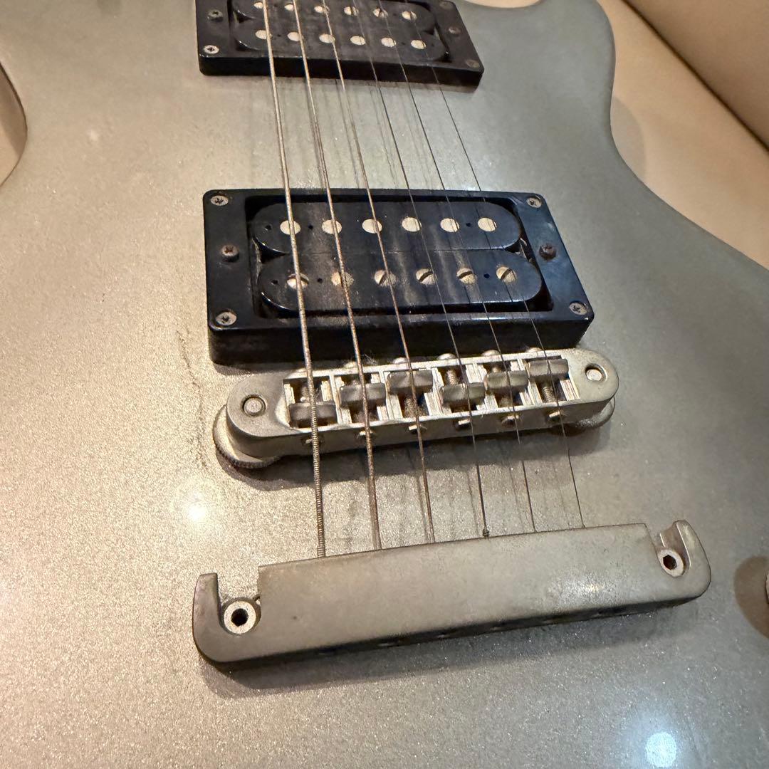 Bunny バーニー レスポール エレキギター