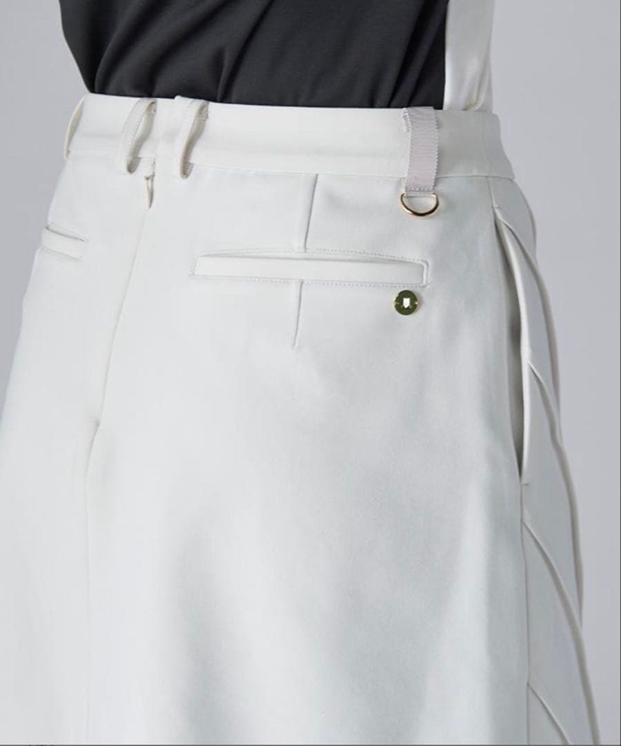 タグ付未使用 LANVIN SPORT 蓄熱保温 スカート 38