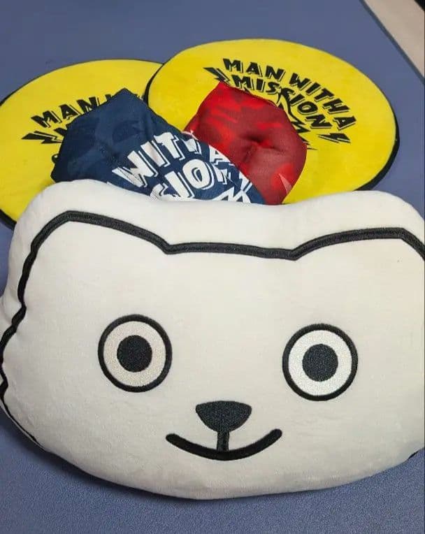 MAN WITH A MISSION クッションセット