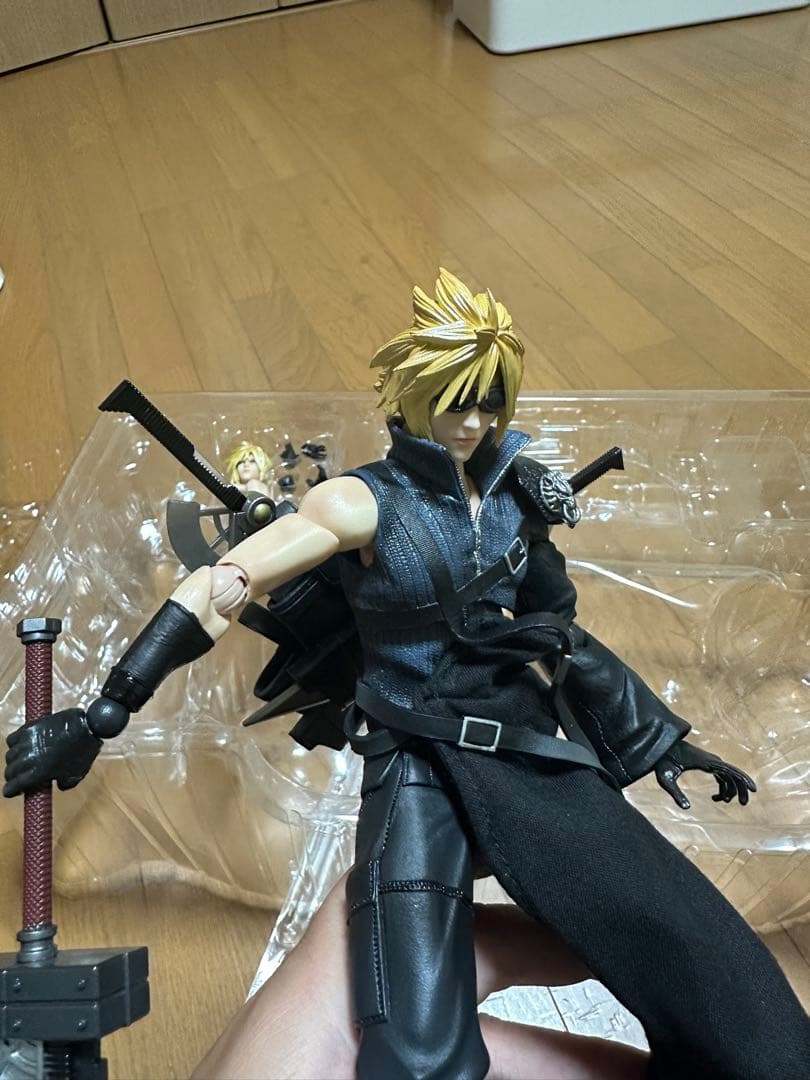 クラウド フィギュア フェンリル プレイアーツ改 ファイナルファンタジー