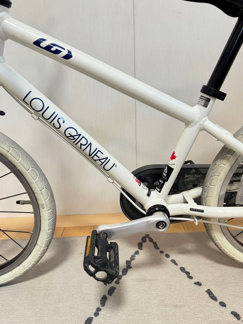美品　LOUIS GARNEAU 子供用自転車 18インチ ホワイト