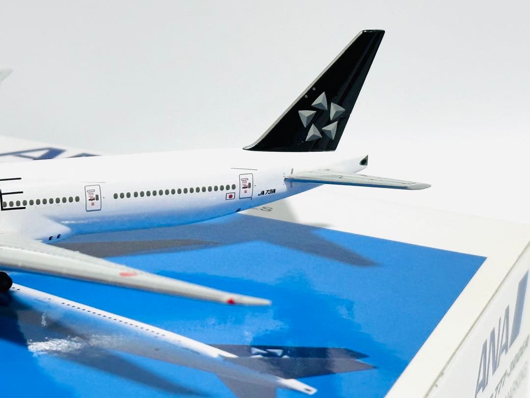 全日空商事 1/400 B777-300ERスターアライアンス NH40003
