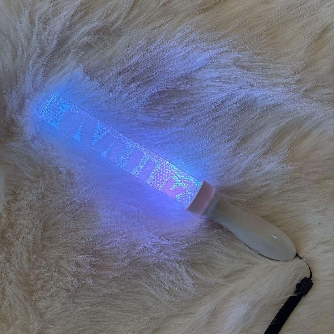 M!LK カラチェン（七色）ペンライト