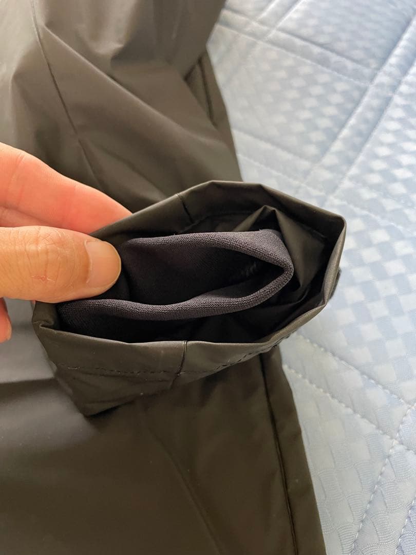 ダイワ　オーシャンサロペットレインスーツDR9008 ブラック　Mサイズ